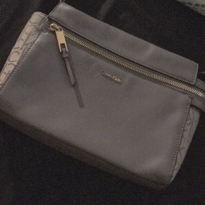 Modern Calvin Klein Grey/Silver Crossbody Bag